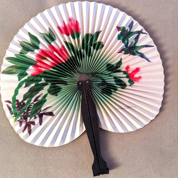 Set of 9 Vintage Chinese Hand Fans Folding Metal Travel Floral and Birds - Picture 4 of 13